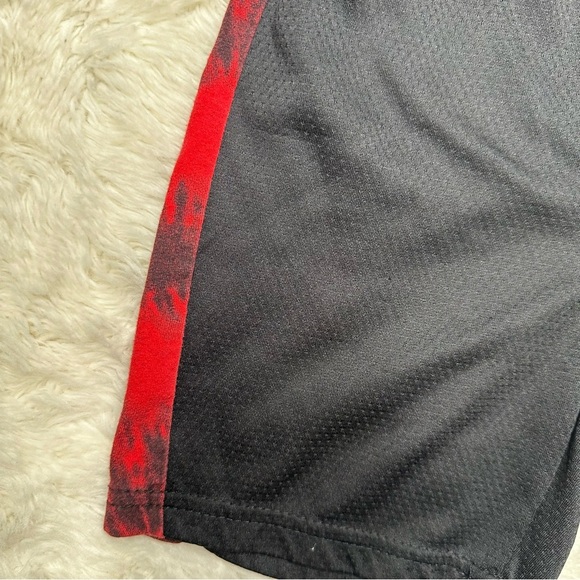 Marvel Spider-Man Shorts Black & Red Size 5 - Picture 12 of 16